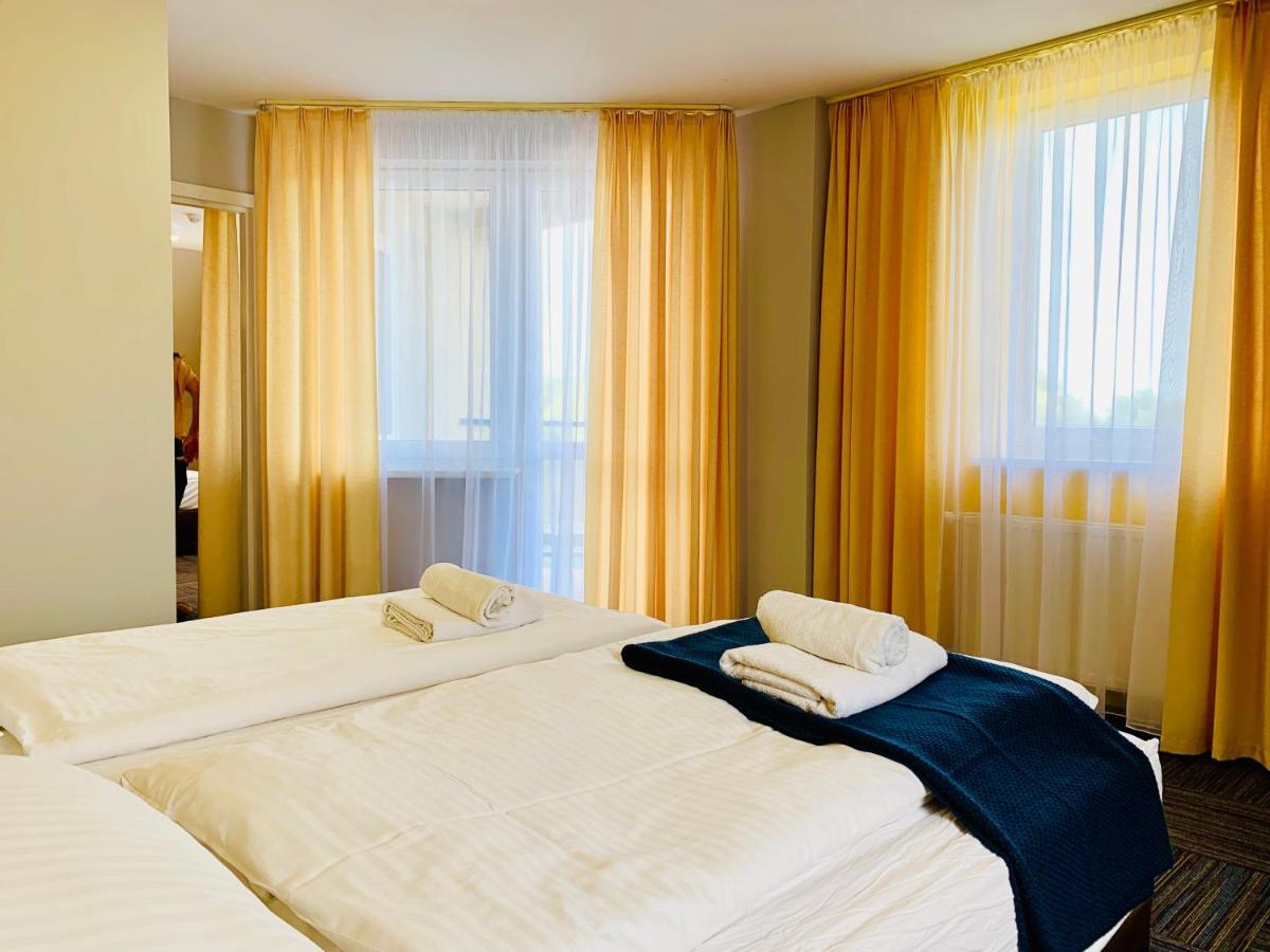 Bed and Breakfast Azalia Ustronie Morskie Esterno foto