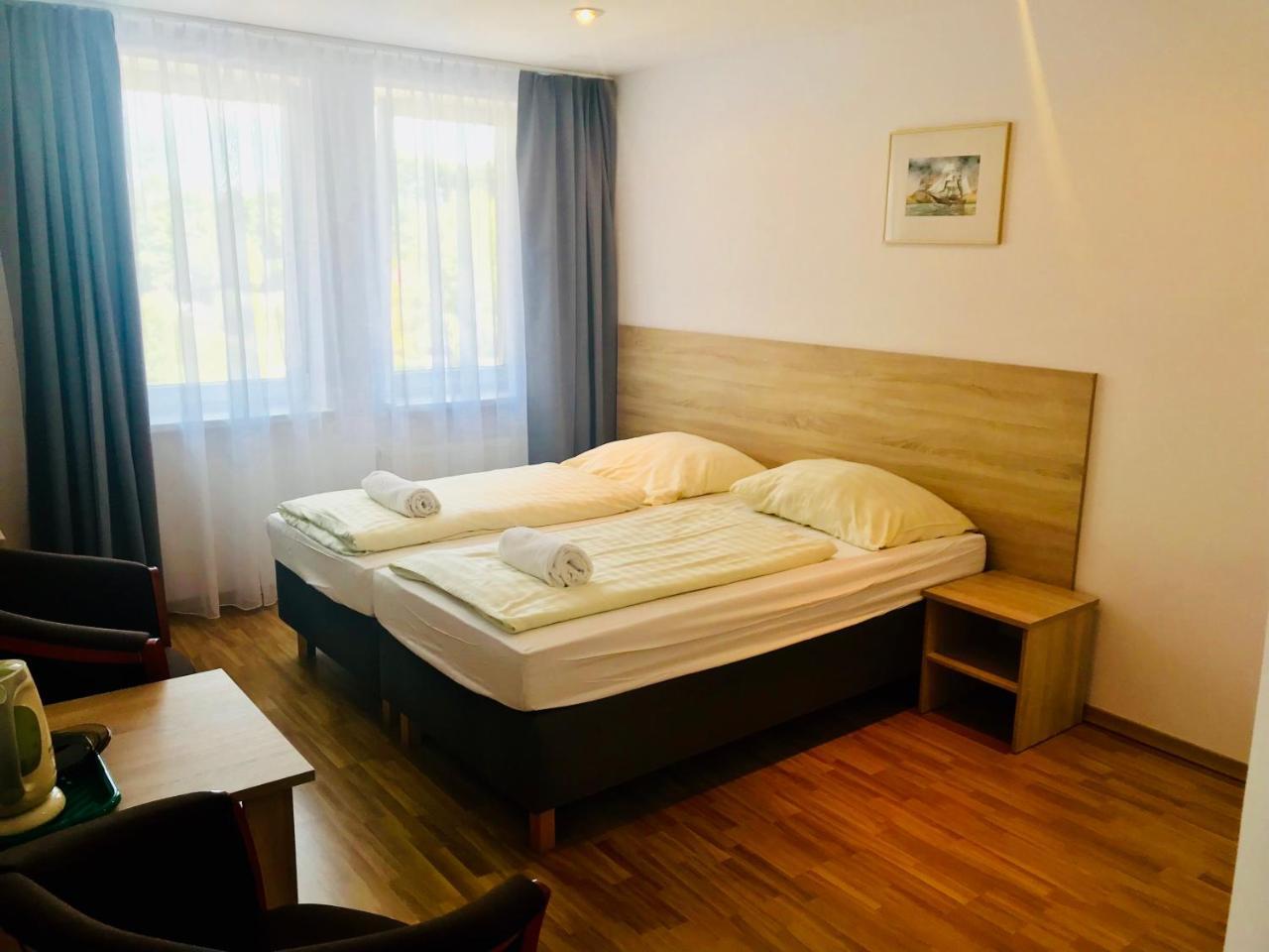 Bed and Breakfast Azalia Ustronie Morskie Esterno foto