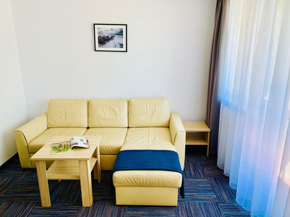 Bed and Breakfast Azalia Ustronie Morskie Esterno foto
