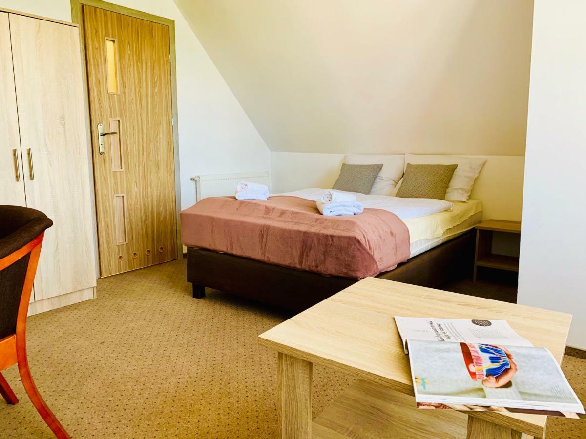 Bed and Breakfast Azalia Ustronie Morskie Esterno foto